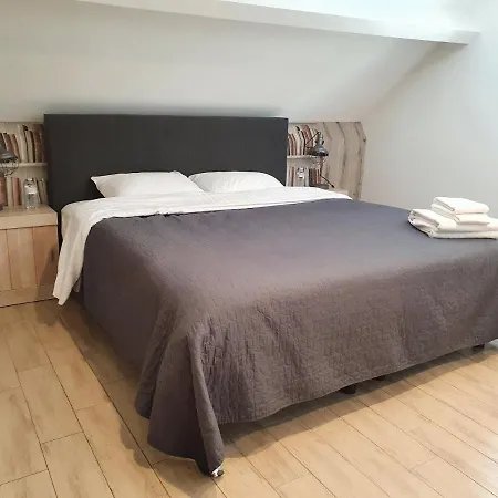 Les Etangs Du Thioux マルメディ